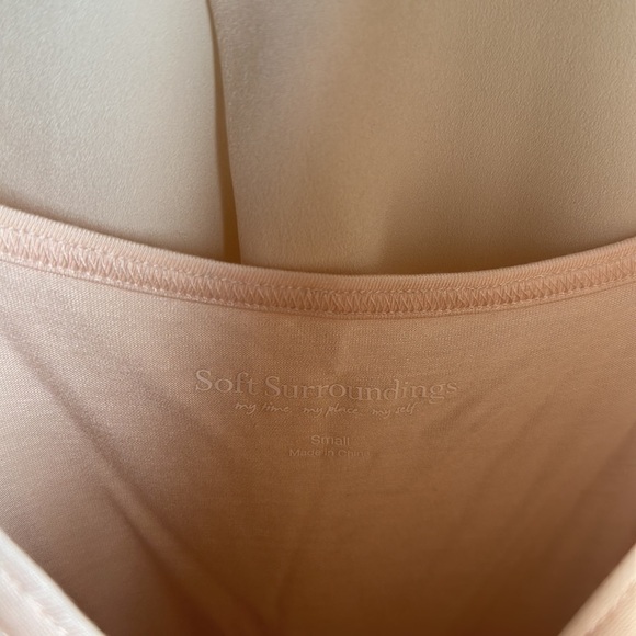 Soft Surroundings Cream Tunic Blouse Flowy Split Sleeves Matching Camisole too - Picture 3 of 10